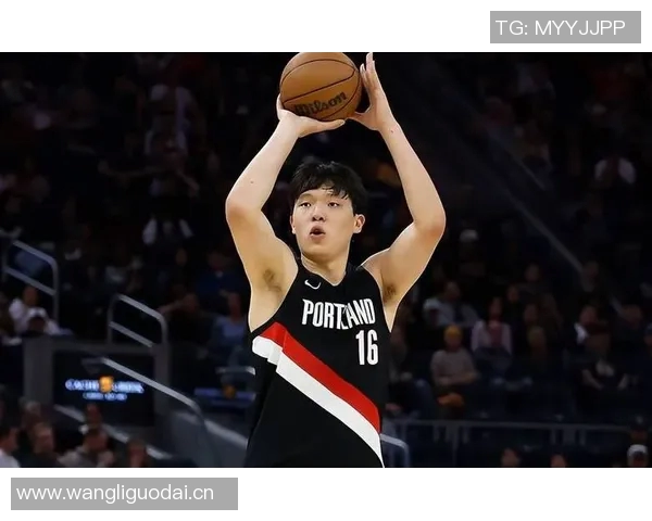 杨瀚森分享防守库里经验教练组指导我调整站位策略 杨瀚森分享防守库里经验教练组指导我调整站位策略