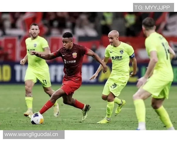 海港顽强防守成功抵御柔佛进攻客场收获宝贵平局