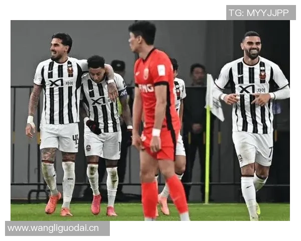 林加德精准直塞助攻杜甘季奇怒射被薛庆浩神勇扑出